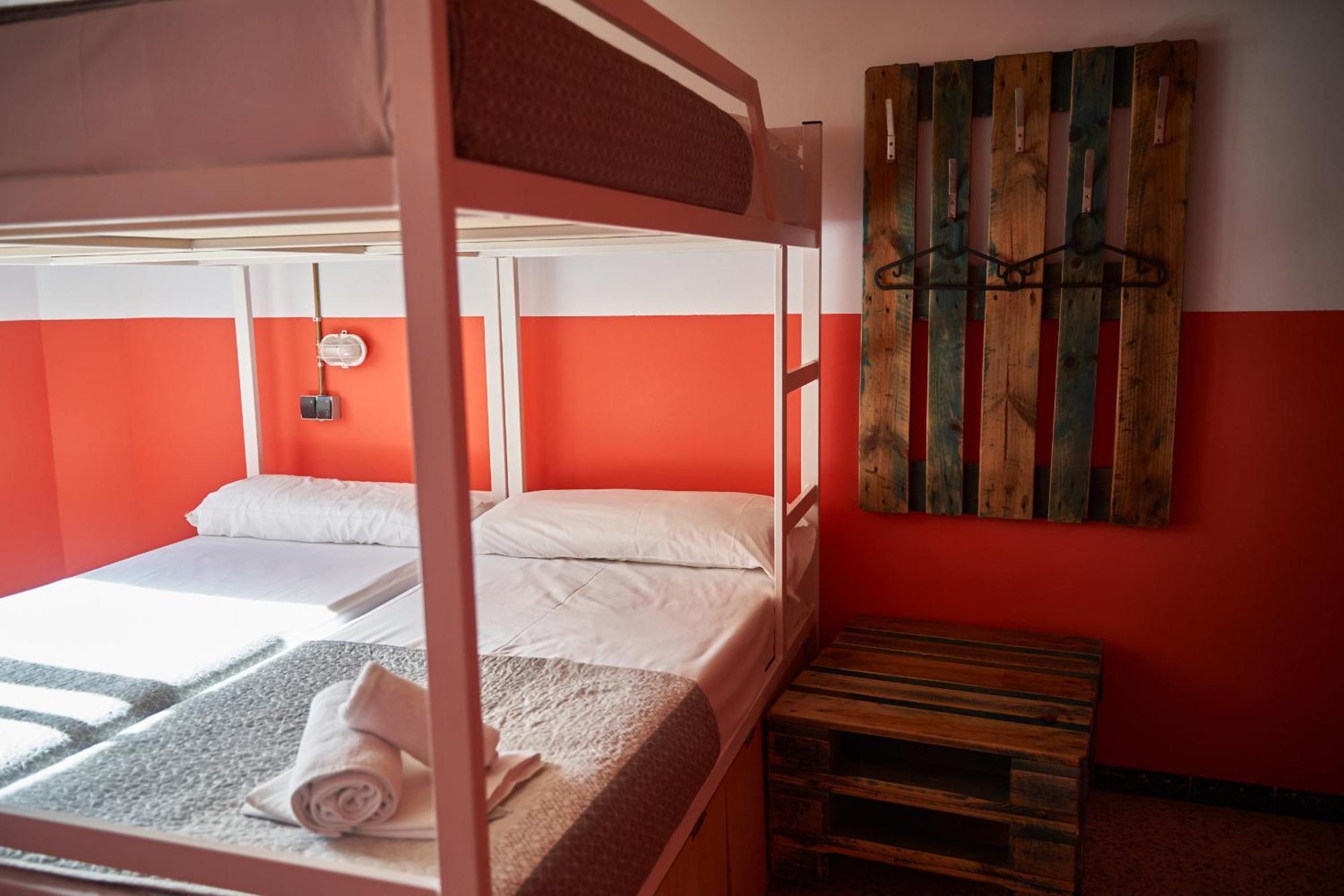Loft Group Hostel *